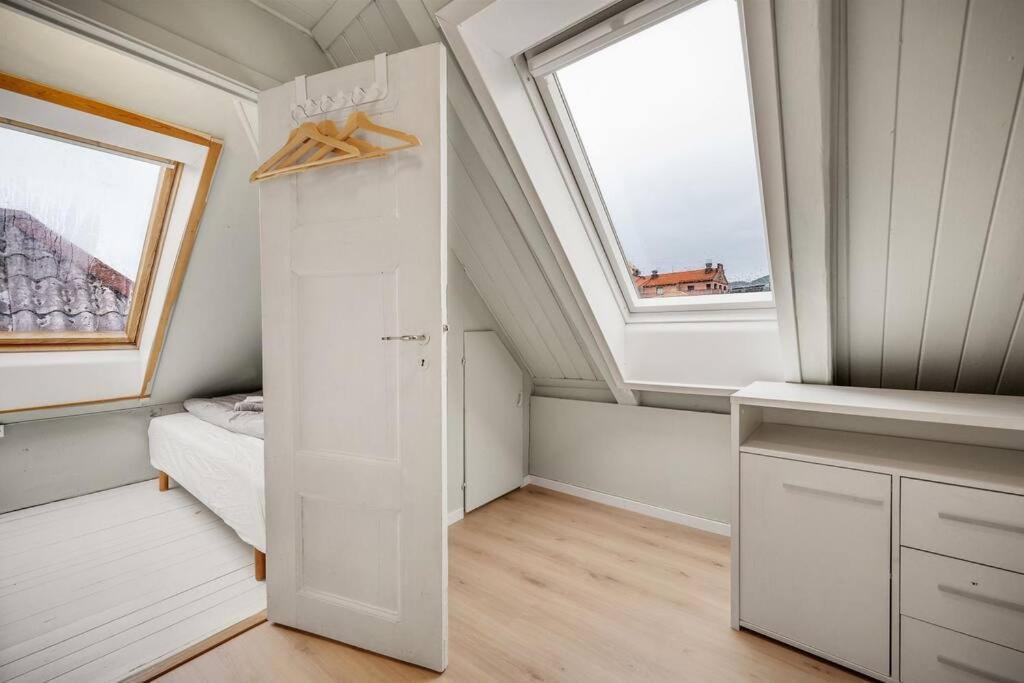 Dinbnb Homes I 4-Bedroom Historical House In Romantic Surroundings Bergen Dış mekan fotoğraf